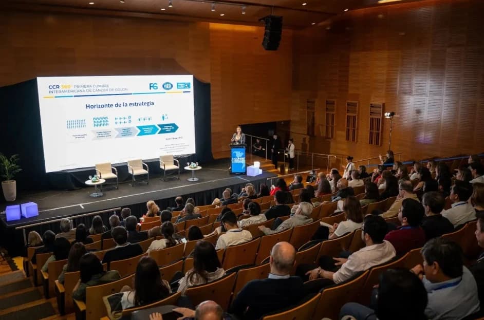 Auditorio durante la Cumbre Interamericana de Cáncer Colorrectal